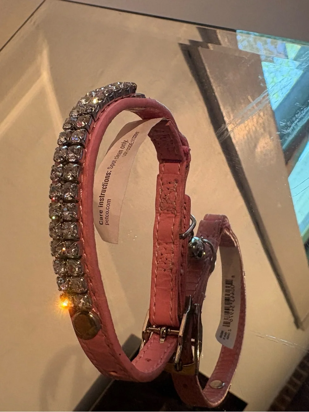 Sparkly pink cat collar